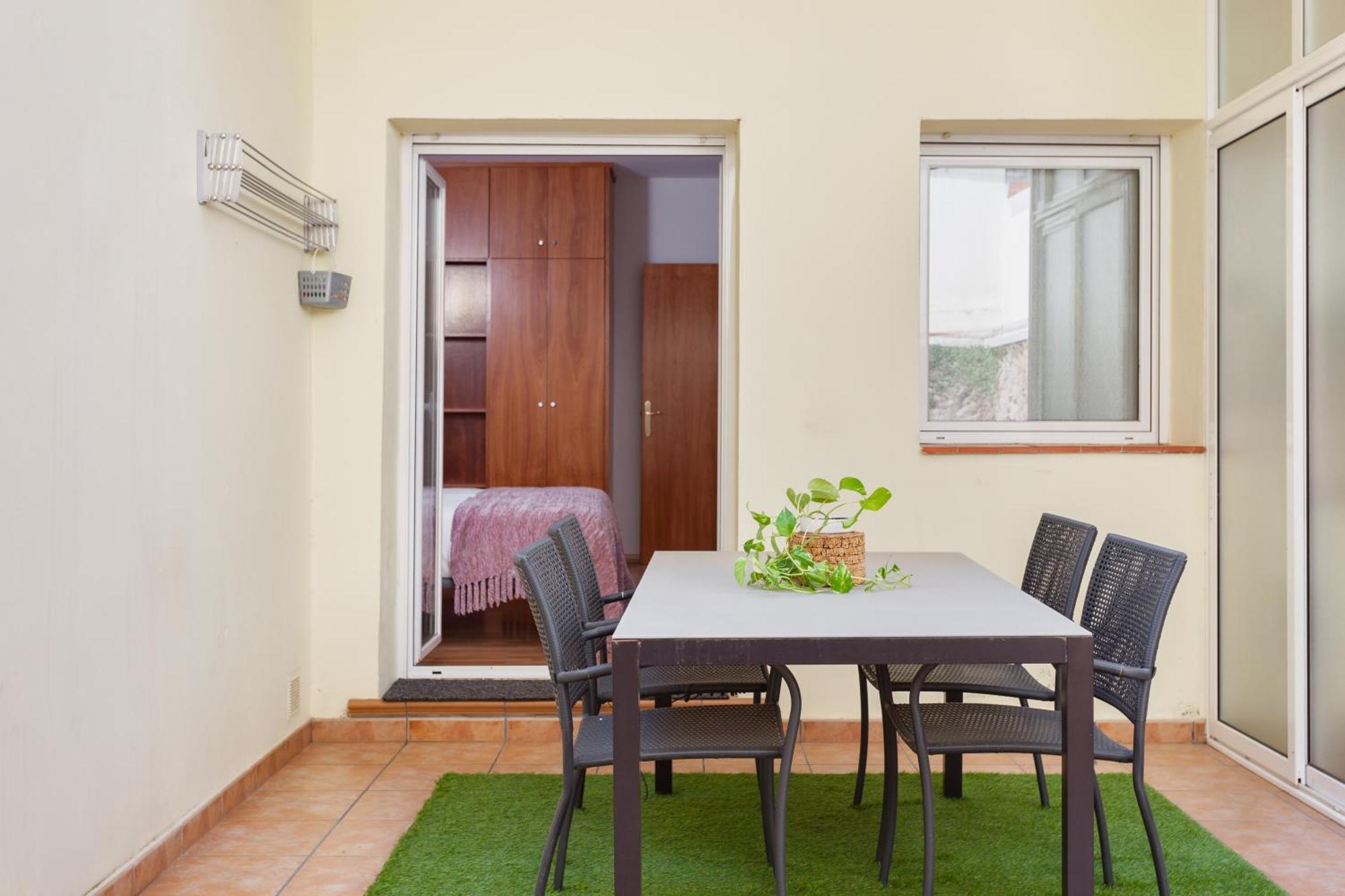 Art House Sagrada Familia Apartment Barcelona Ngoại thất bức ảnh