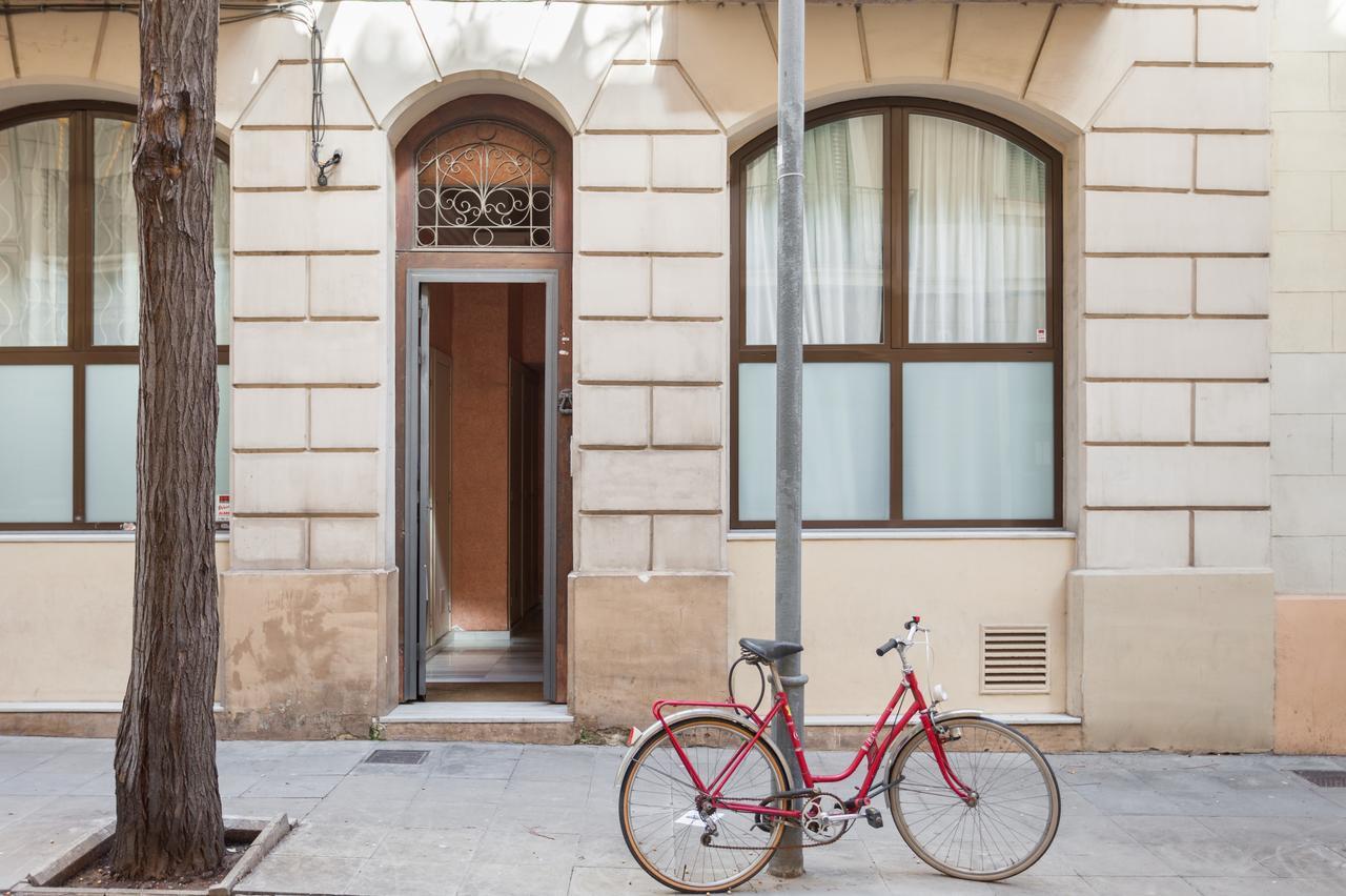 Art House Sagrada Familia Apartment Barcelona Ngoại thất bức ảnh